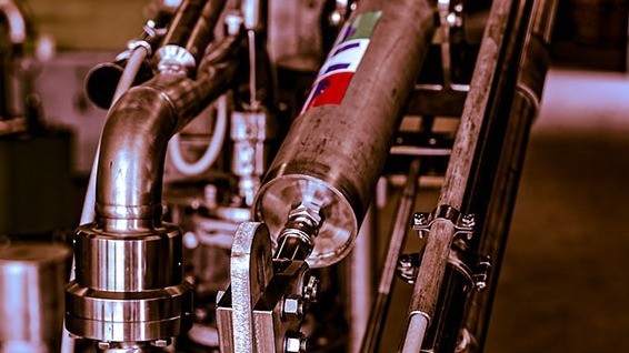 Land loading arms
