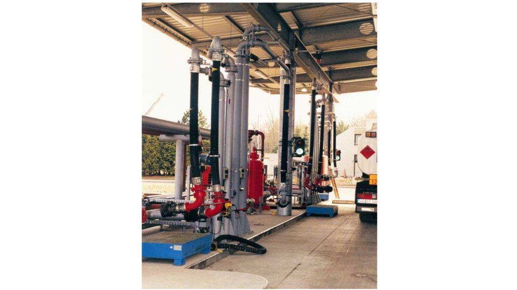 Bottom Hose Loading Arm