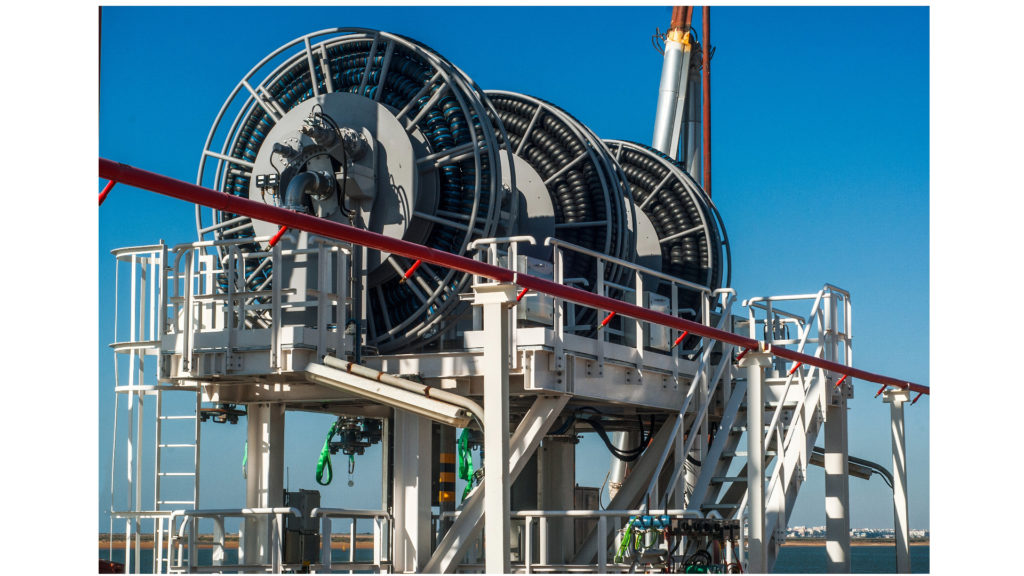 QuayReel®  System – Tanker Loading