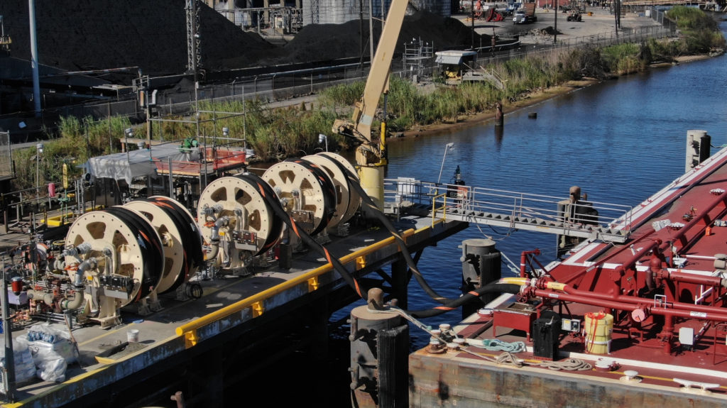 1st in the USA – QuayReel®/DockReel® – Tanker Loading & Unloading