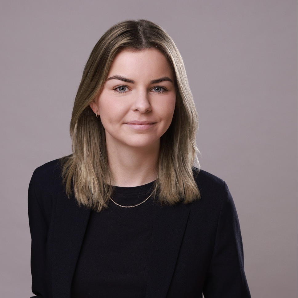 thumbnail verena full (1)