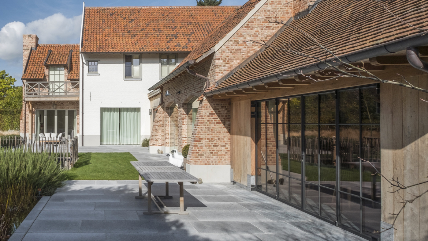 Stalen buitendeuren en ramen