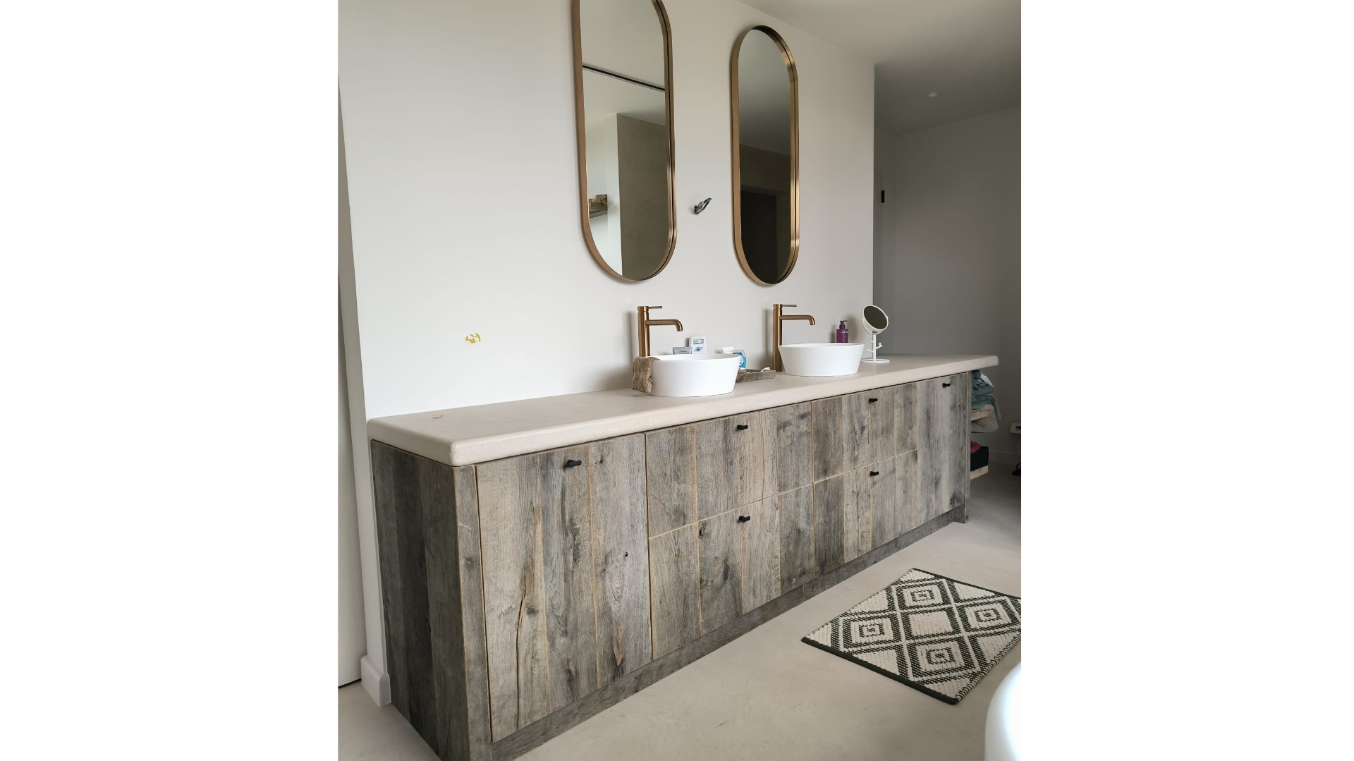 Badkamer mortex – oude eik