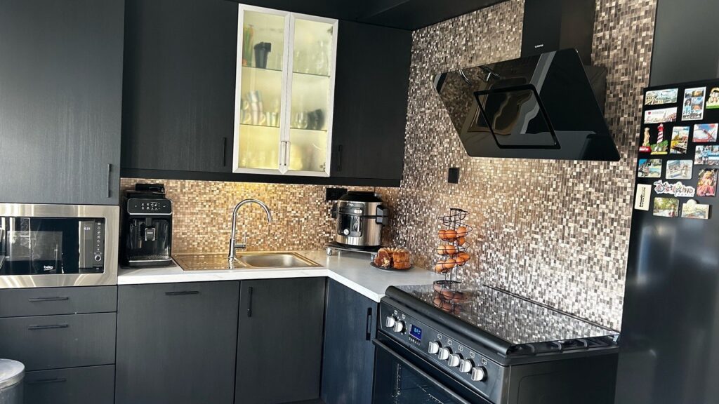 Renovatie, open keuken.