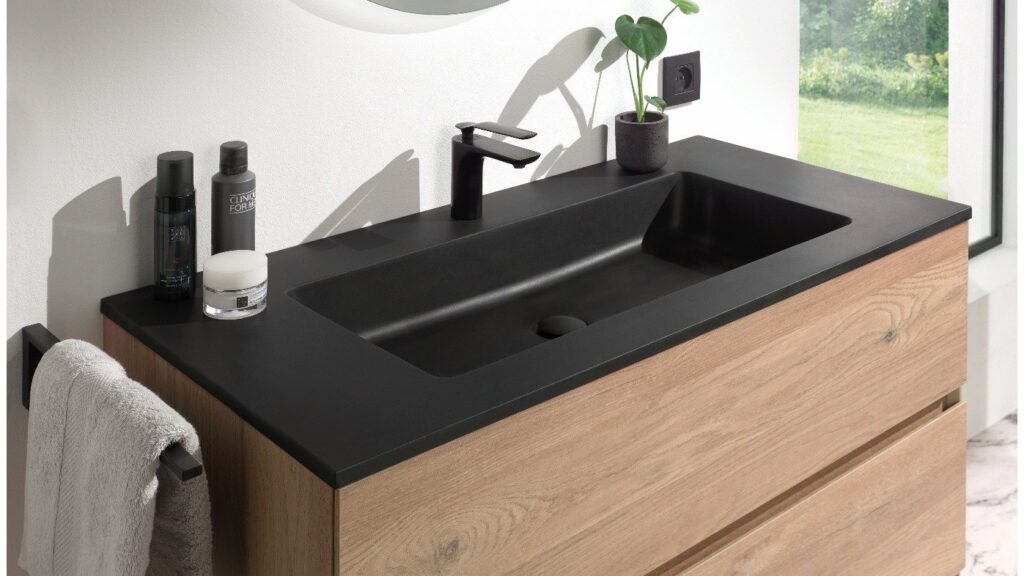 Storke Edge Badkamermeubel: Ruwe Eik