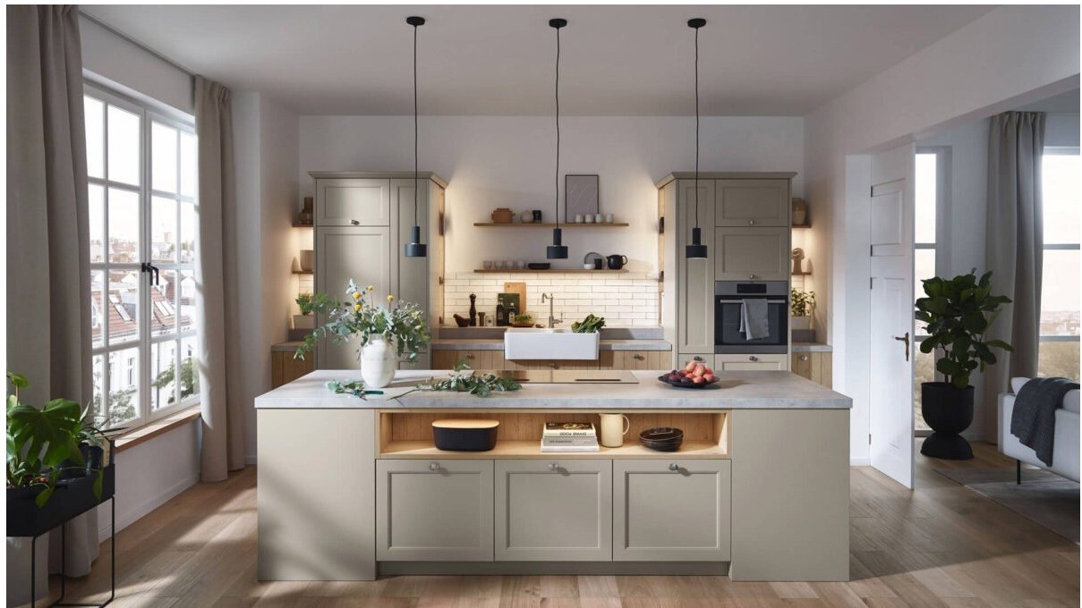 Rondleiding door het land DONNA / LETIZIA Landelijk huisontwerp met eiland en moderne uitstekende hoge blokken.