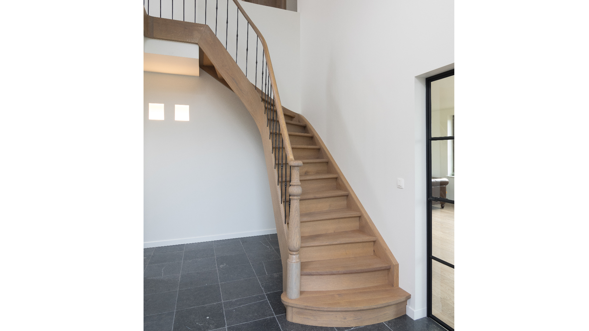 Houten trappen, betonbekleding