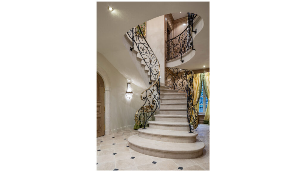 Natuursteentrappen – Interieur & Exterieur