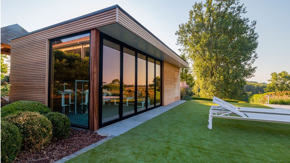 Poolhouse: Stijlvol comfort in jouw tuin