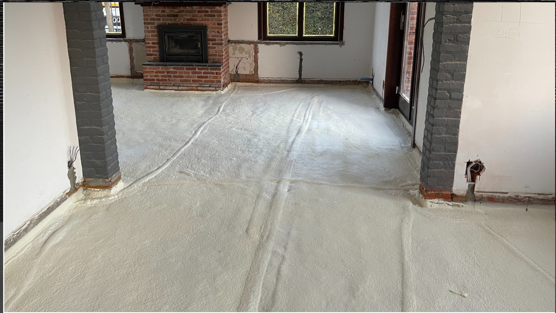 Gespoten PUR – vloerisolatie