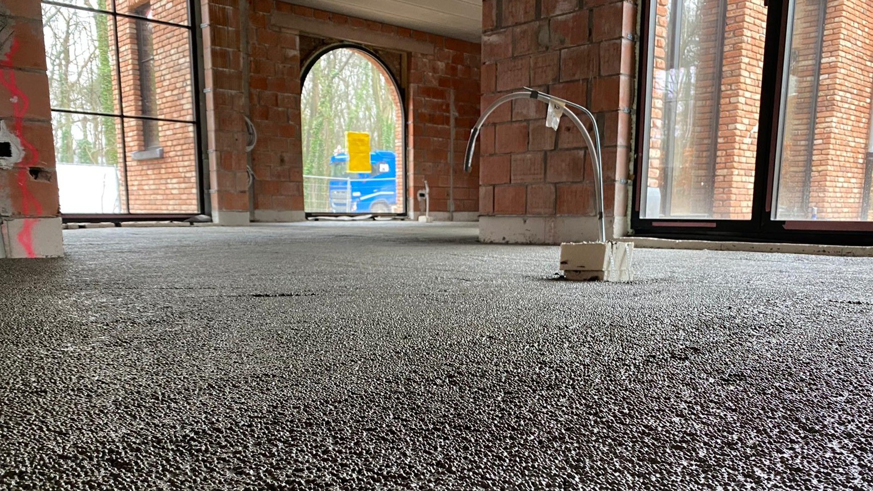 Wat is isolerende/akoestische chape?