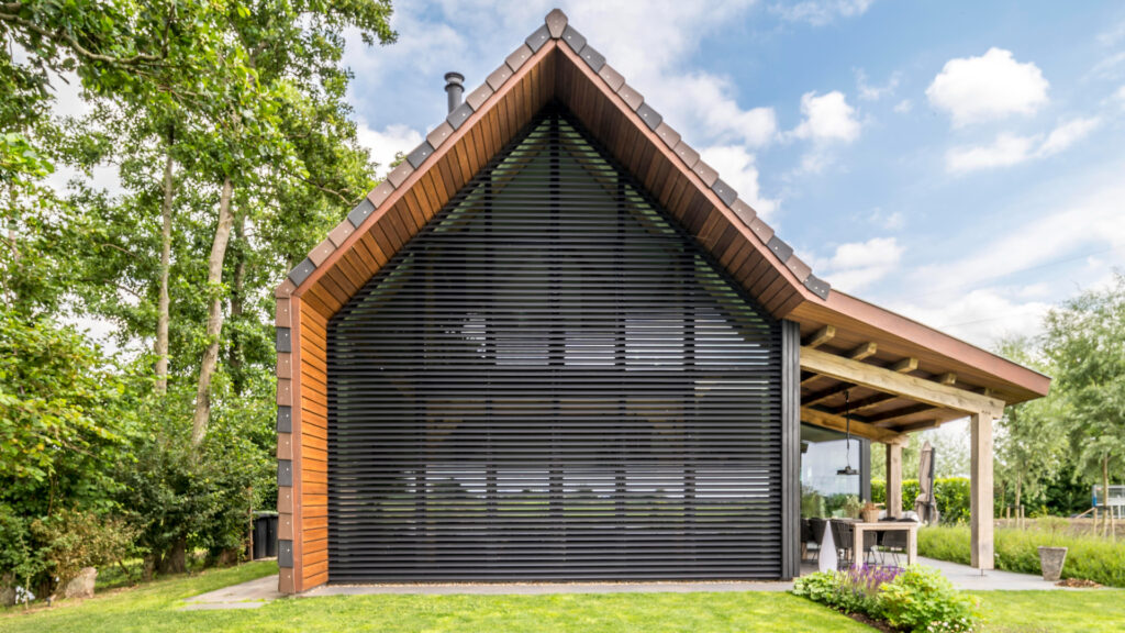 Hoe houden we het ’s zomers leefbaar in huis?