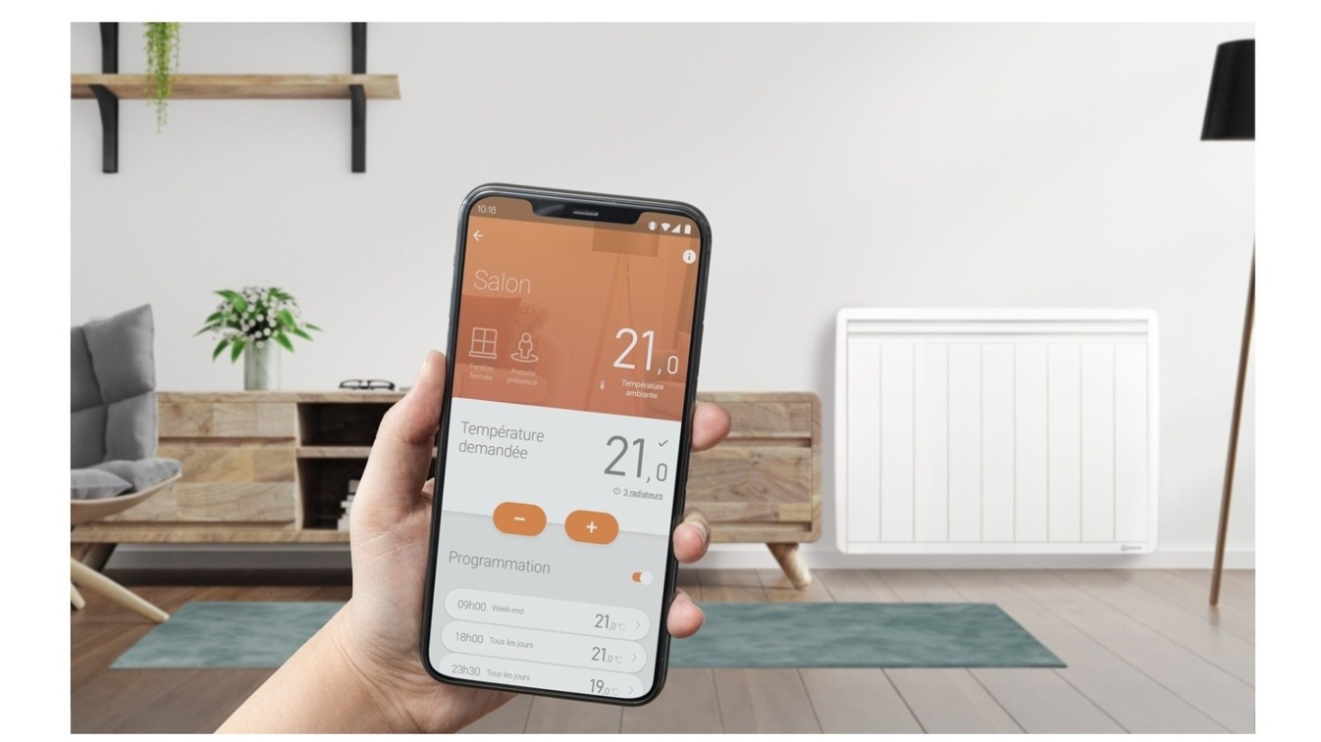 Aterno-applicatie, speciaal ontwikkeld voor nog meer besparing en gebruiksgemak (eenvoudige programmering, regeling per kamer of gecentraliseerd).