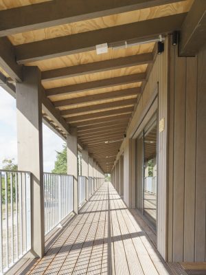 La Lisière: modulair vakantiepaviljoen aan de bosrand