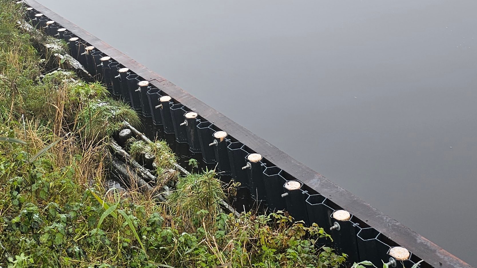 Kunststof beschoeiingen – JLD international bv.