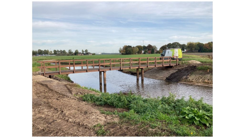 Fiets-voetangersbrug
