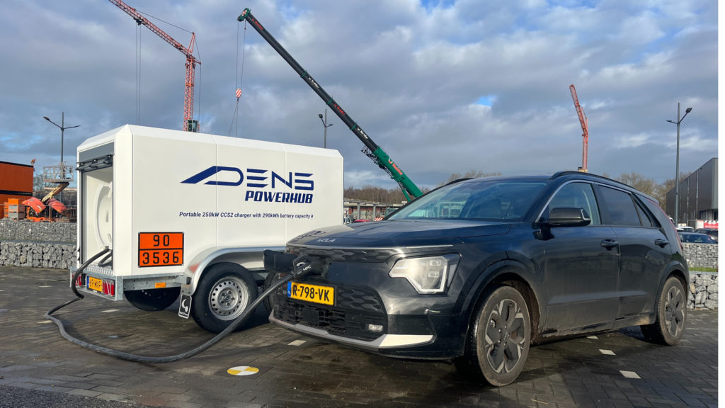 DENS | Power trailer