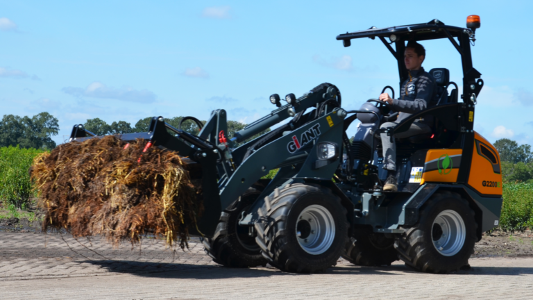 GIANT G2200E