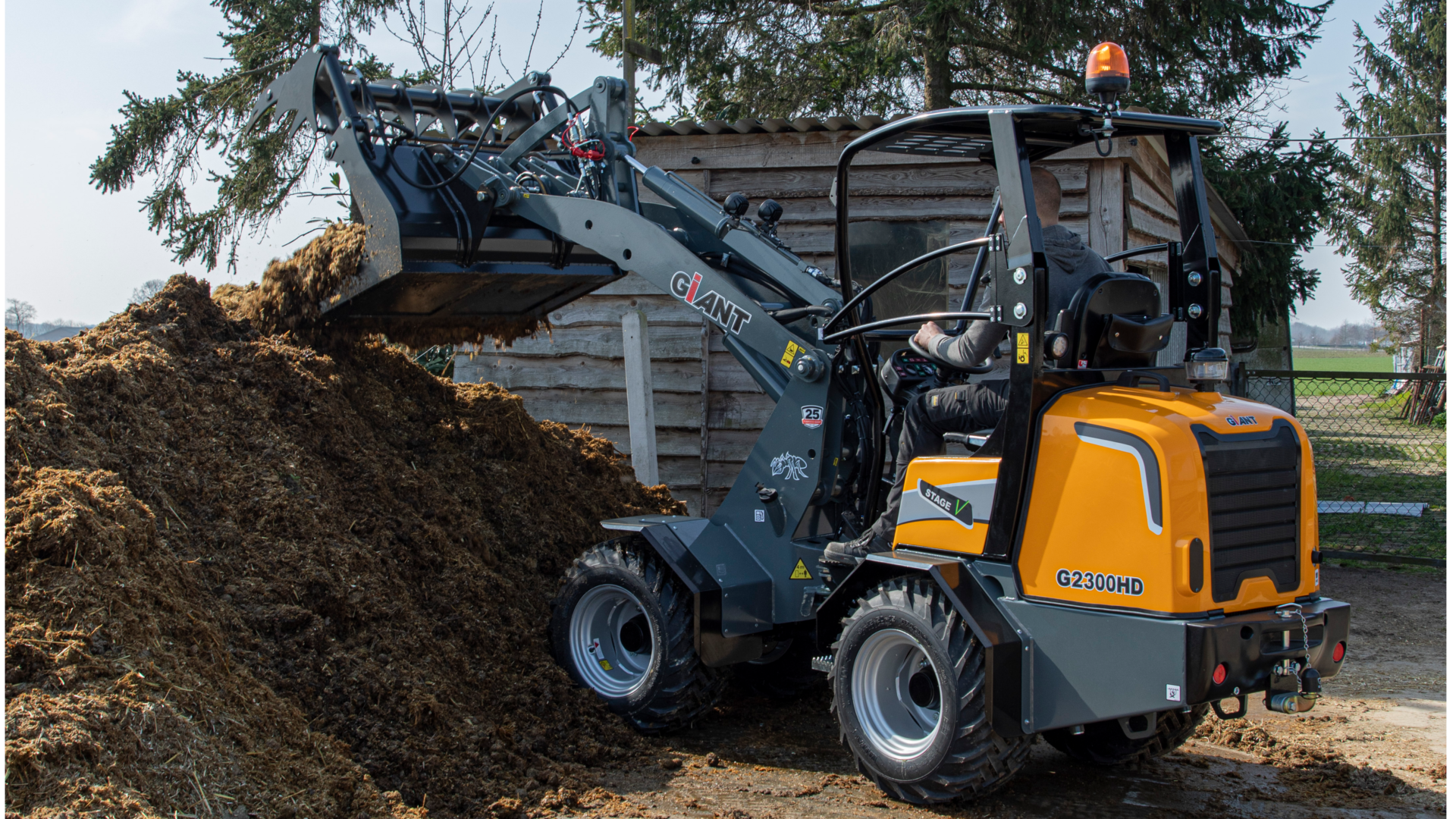 GIANT G2300 HD
