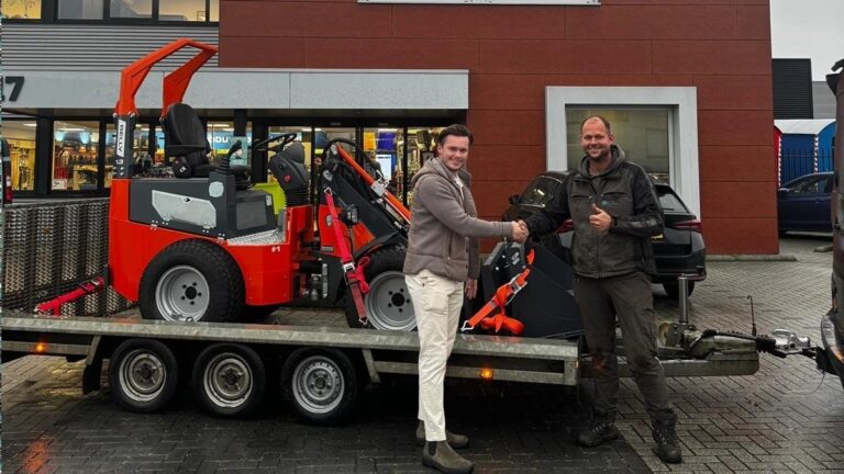 J.Hardeman Dienstverlening neemt Relly 1.3D in ontvangst!