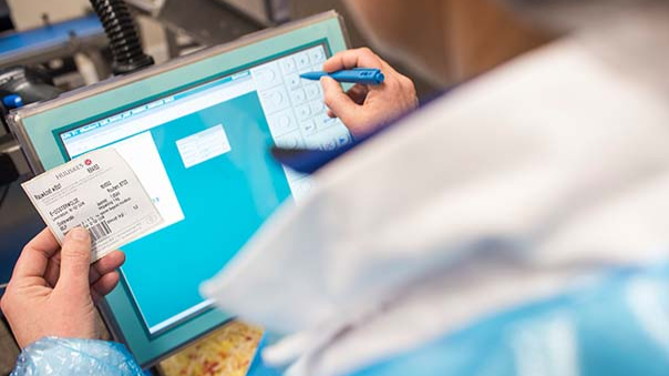 Service Engineer Labeling