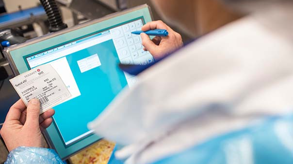 Service Engineer Labeling