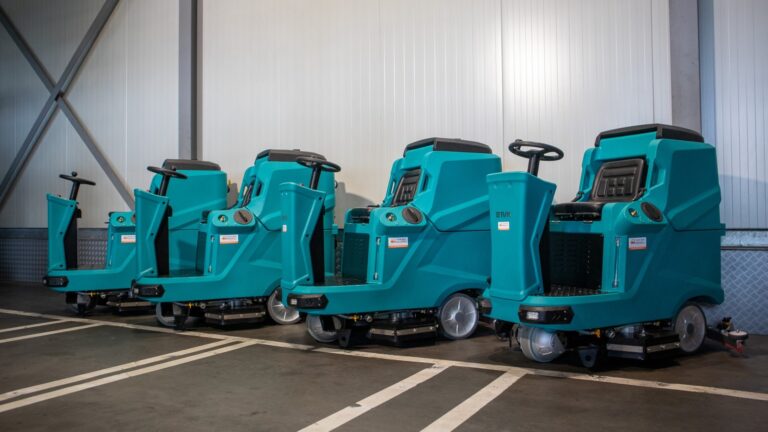 Sweeper- & Scrubbingmachines