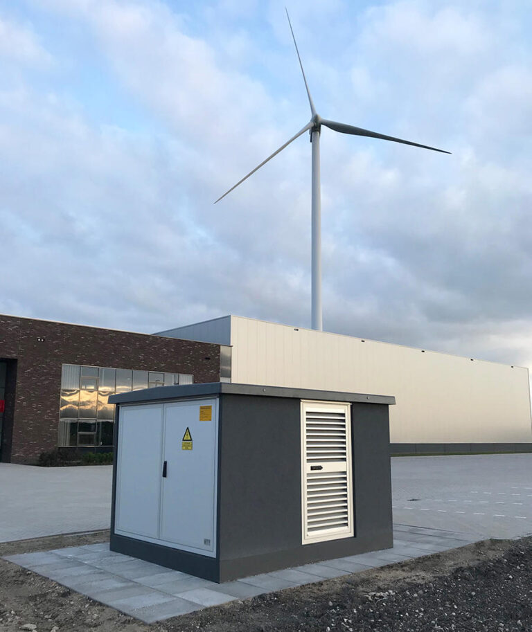 Transformatorstation. Zowel compact (niet betreedbaar) als maatwerk betreedbare stations.