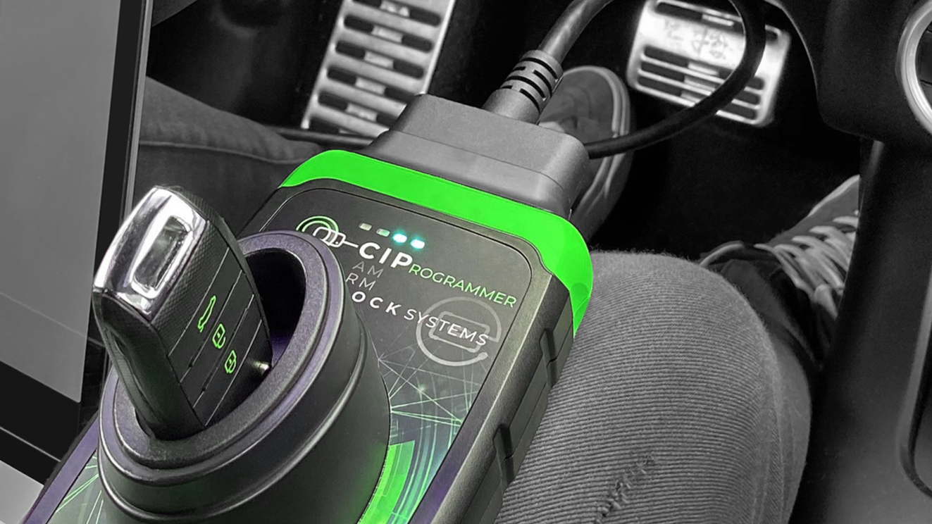 CIP Easy Car Key Programmer: programmeert sleutels van vele automerken op afstand