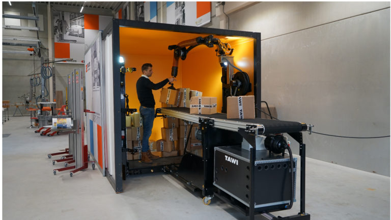 TAWI Container Unloader met geรฏntegreerde vacuรผmheffer