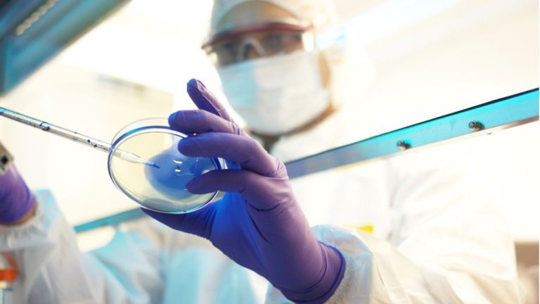 BioRisk: het eerste kwalitatieve risicobeoordelingsmodel voor biologische agentia