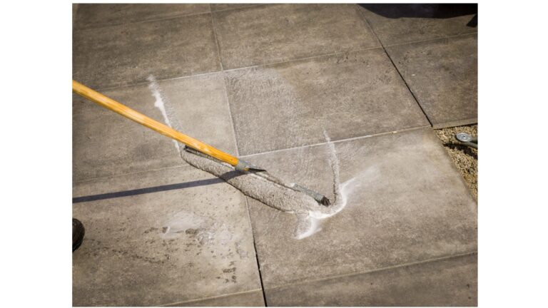 Kant-en-klare voegmortel