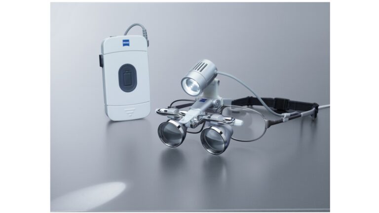 ZEISS EyeMag Light II