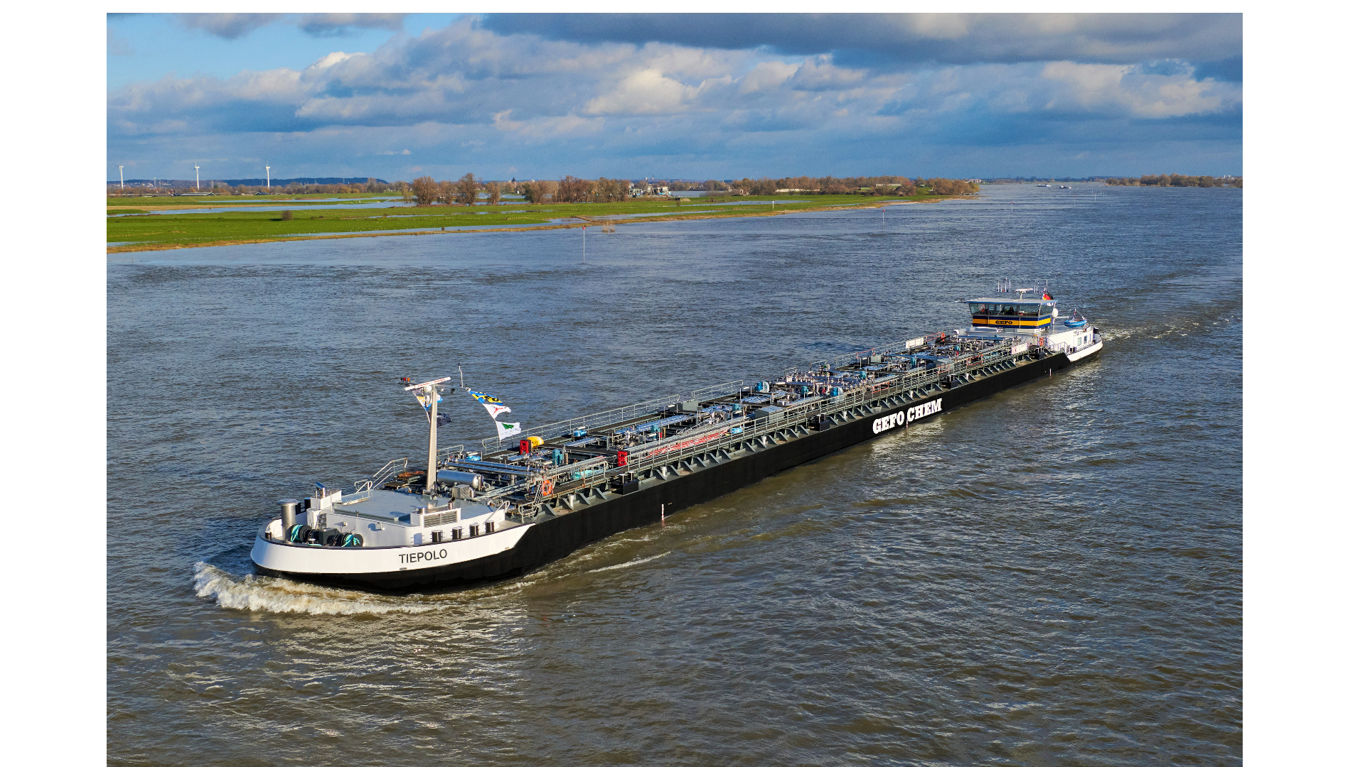 Nieuwbouw of afbouw alle type binnenvaartschepen