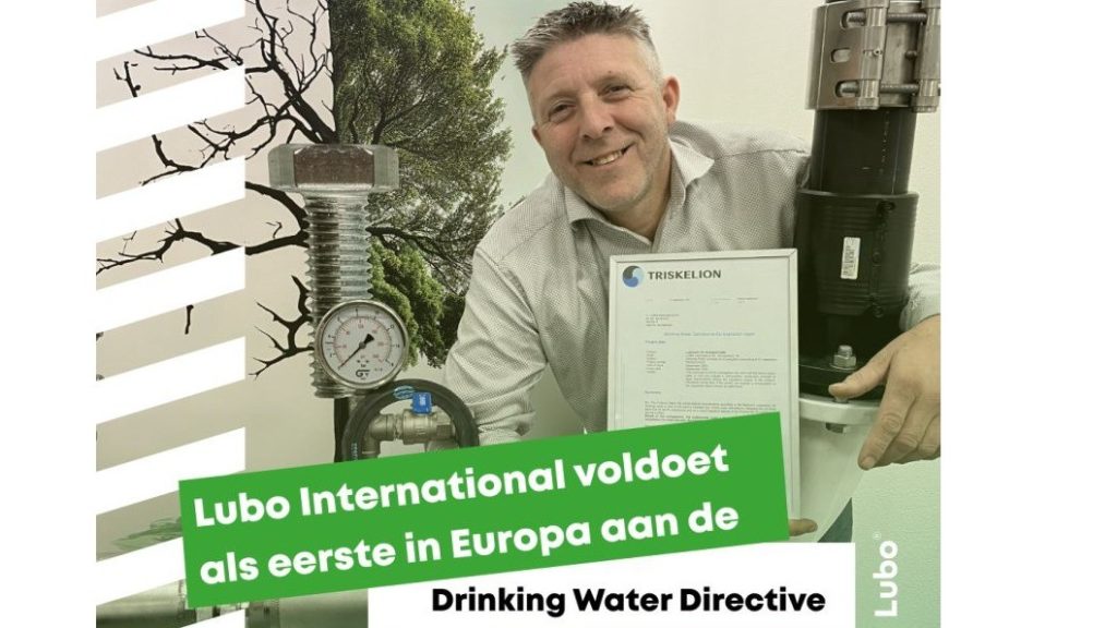 𝗟𝘂𝗯𝗼 𝘃𝗼𝗹𝗱𝗼𝗲𝘁 𝗮𝗹𝘀 𝗲𝗲𝗿𝘀𝘁𝗲 𝗶𝗻 𝗘𝘂𝗿𝗼𝗽𝗮 𝗮𝗮𝗻 𝗱𝗲 𝗻𝗶𝗲𝘂𝘄𝗲 𝗘𝘂𝗿𝗼𝗽𝗲𝘀𝗲 𝗿𝗲𝗴𝗲𝗹𝗴𝗲𝘃𝗶𝗻𝗴 𝘃𝗼𝗼𝗿 𝗗𝗿𝗶𝗻𝗸𝘄𝗮𝘁𝗲𝗿