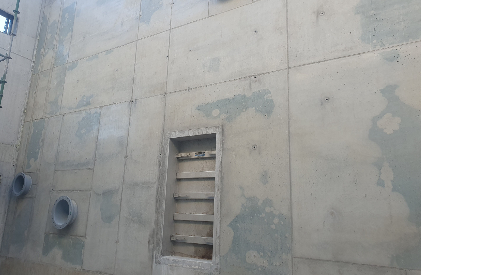 Technical stainless steel doors