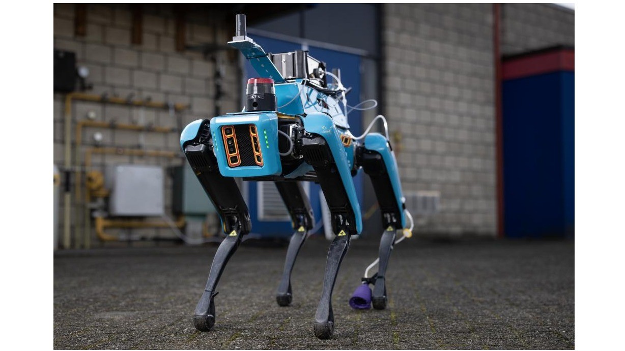 Robotic inspection of gas pipelines with the Laser HUNTER