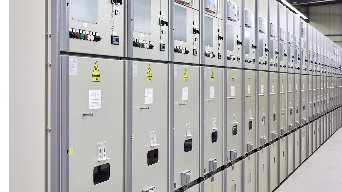 NES-H / medium voltage switchgear – single busbar
