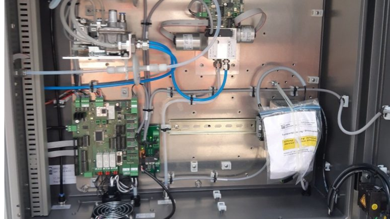 Biogas analyzing systems