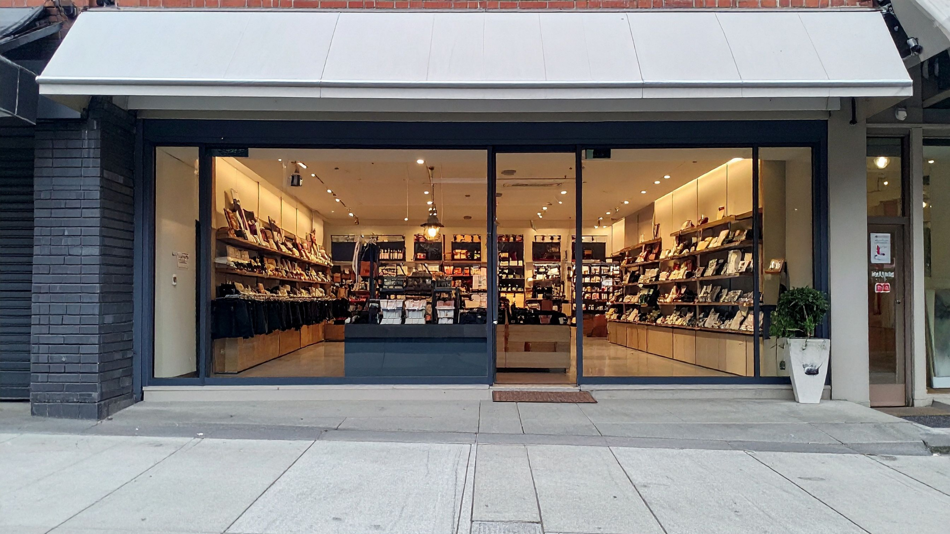Digitale revolutie in retail: interactieve displays veranderen de winkelervaring