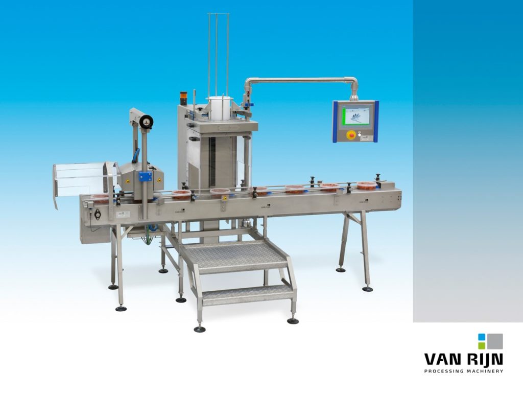 Compact bucket filling and sealing machine line