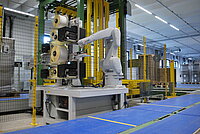 Labeling and marking with the help of industrial robots