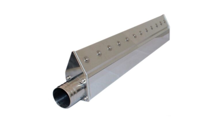 Energy-efficient solution for drying, cooling and blowing. Our stainless steel air knives deliver uniform airflow and are also available in aluminium. Ideal for food, packaging and bottle-drying lines.