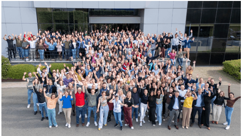 Forwarding Executive Sealiner