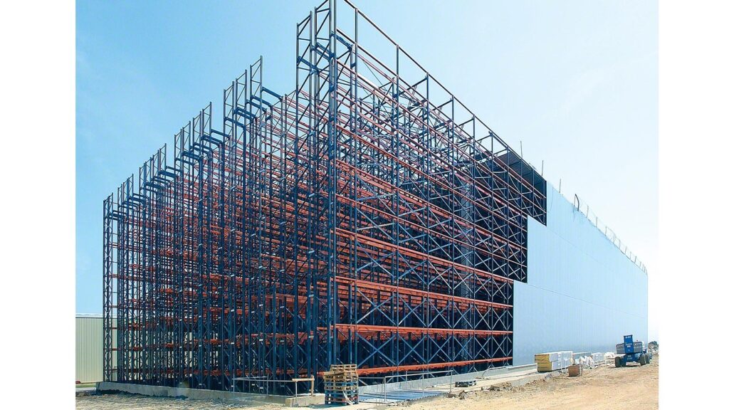 Entrepôt autoportant