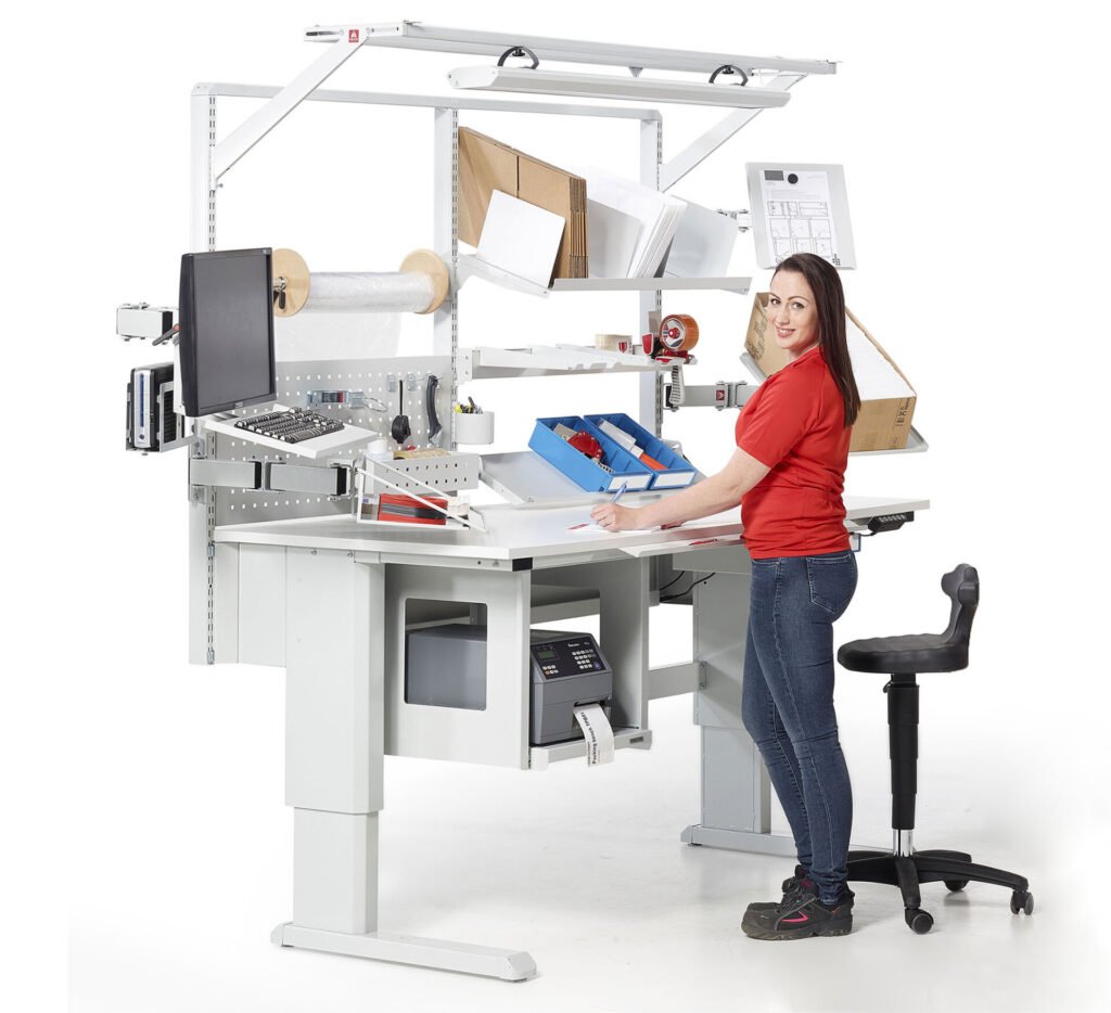 Hight adjustable table