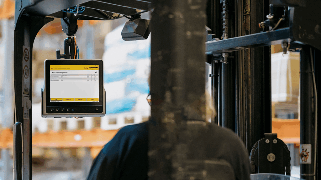 Kiezen tussen een RFID gate of een vorkheftruck met RFID. Wat zijn de criteria ?