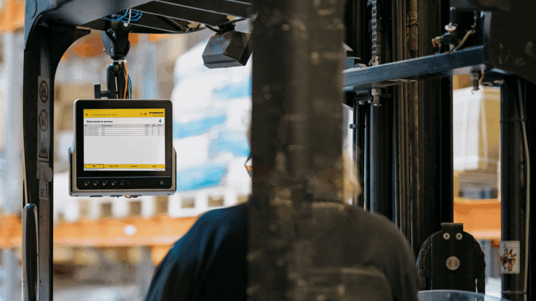 Kiezen tussen een RFID gate of een vorkheftruck met RFID. Wat zijn de criteria ?