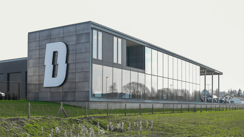 Espace commercial avec bureaux et atelier – Demunster Zwevegem