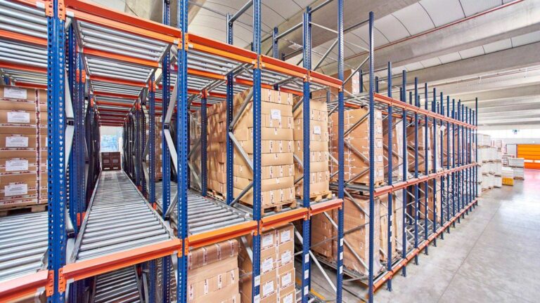 Rayonnage à palettes dynamique